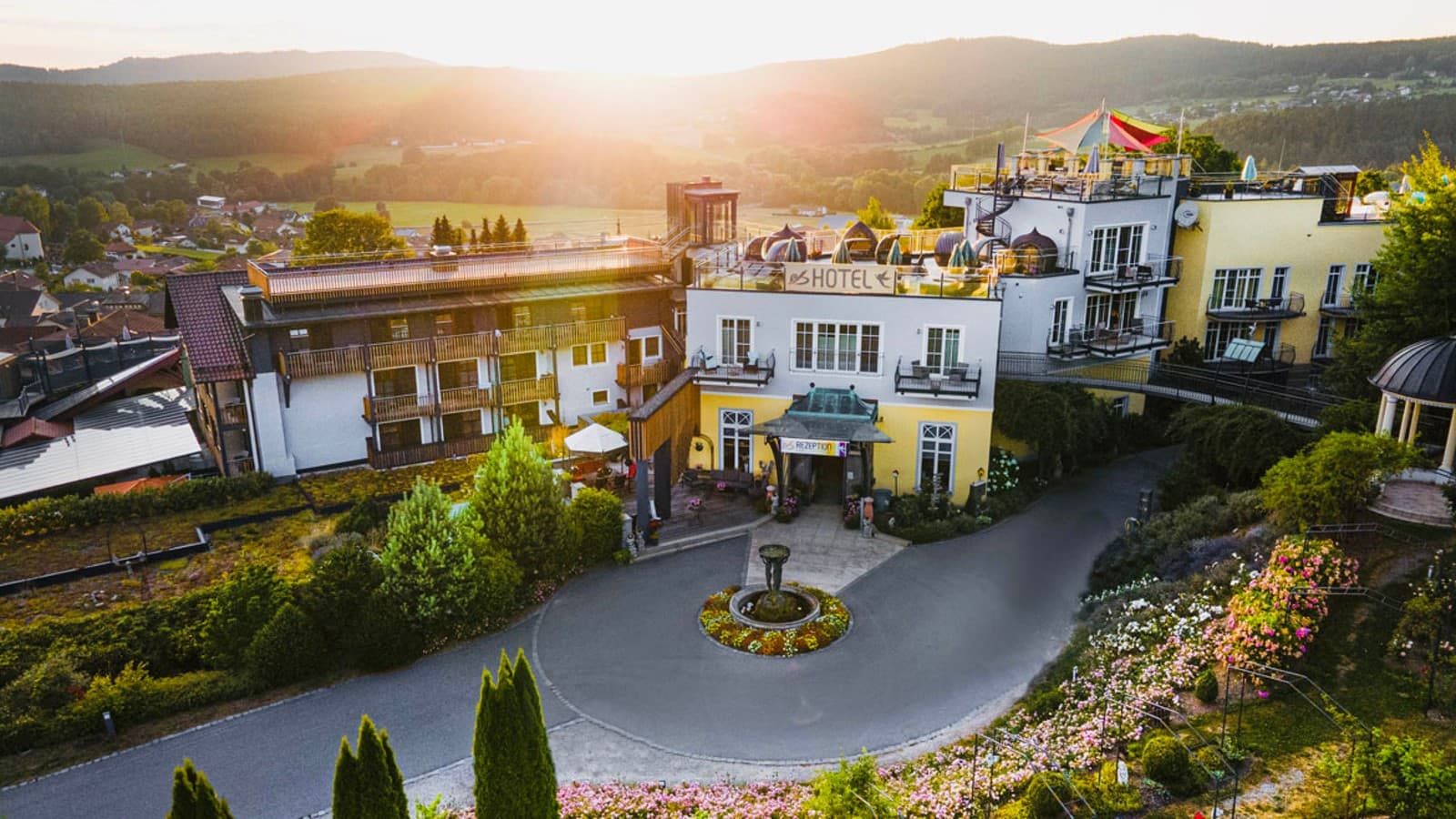 4-Sterne-Hotel Birkenhof am Elfenhain (© Spirit & SPA Birkenhof am Elfenhain) 4-Sterne-Hotel Birkenhof am Elfenhain (© Spirit & SPA Birkenhof am Elfenhain)