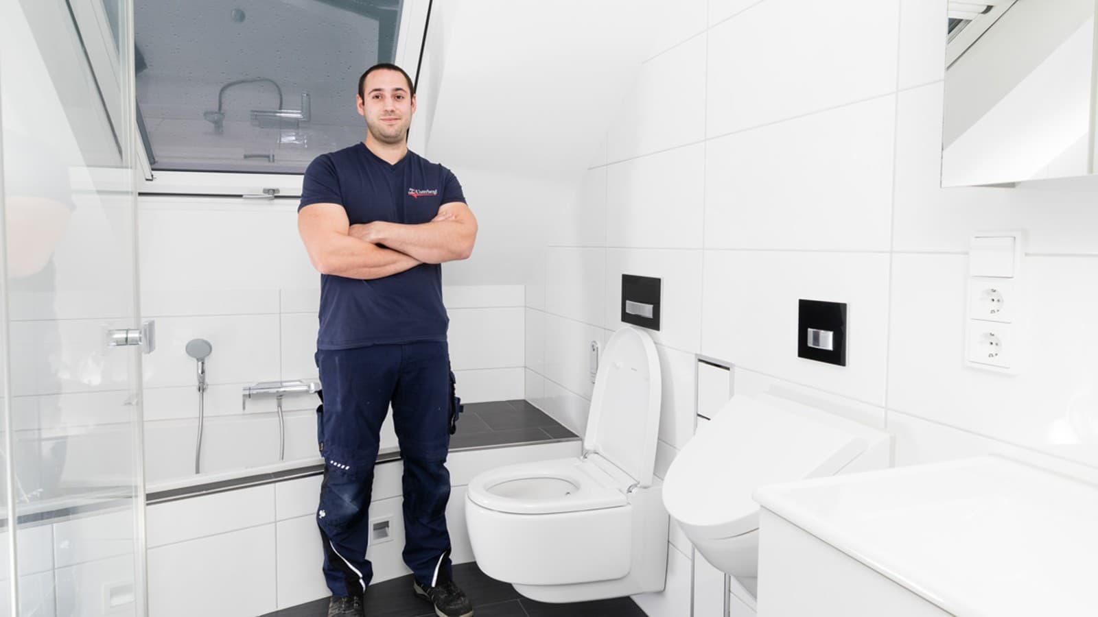 Bad mit einem AquaClean Mera Classic Bad mit einem AquaClean Mera Classic