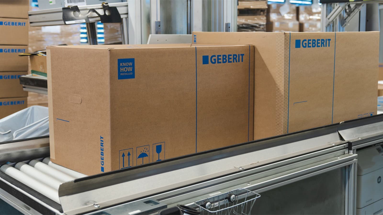 Optimierte Verpackung für die Geberit Dusch-WCs AquaClean Mera und Sela Round Optimierte Verpackung für die Geberit Dusch-WCs AquaClean Mera und Sela Round