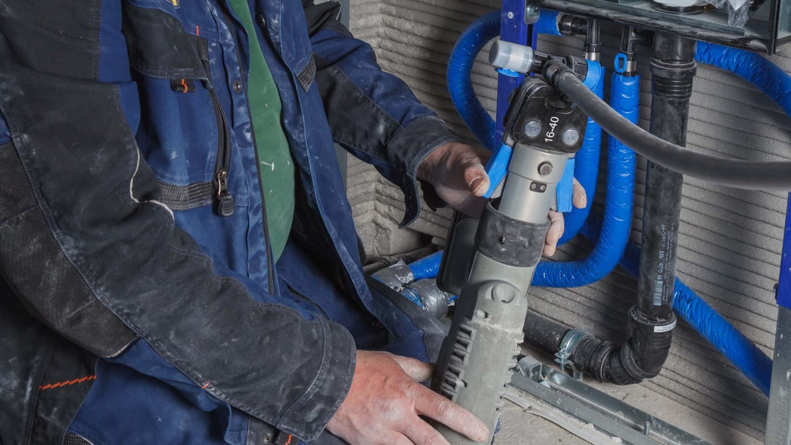 Kein Wechsel der Pressbacke bei der Installation von Geberit FlowFit Kein Wechsel der Pressbacke bei der Installation von Geberit FlowFit