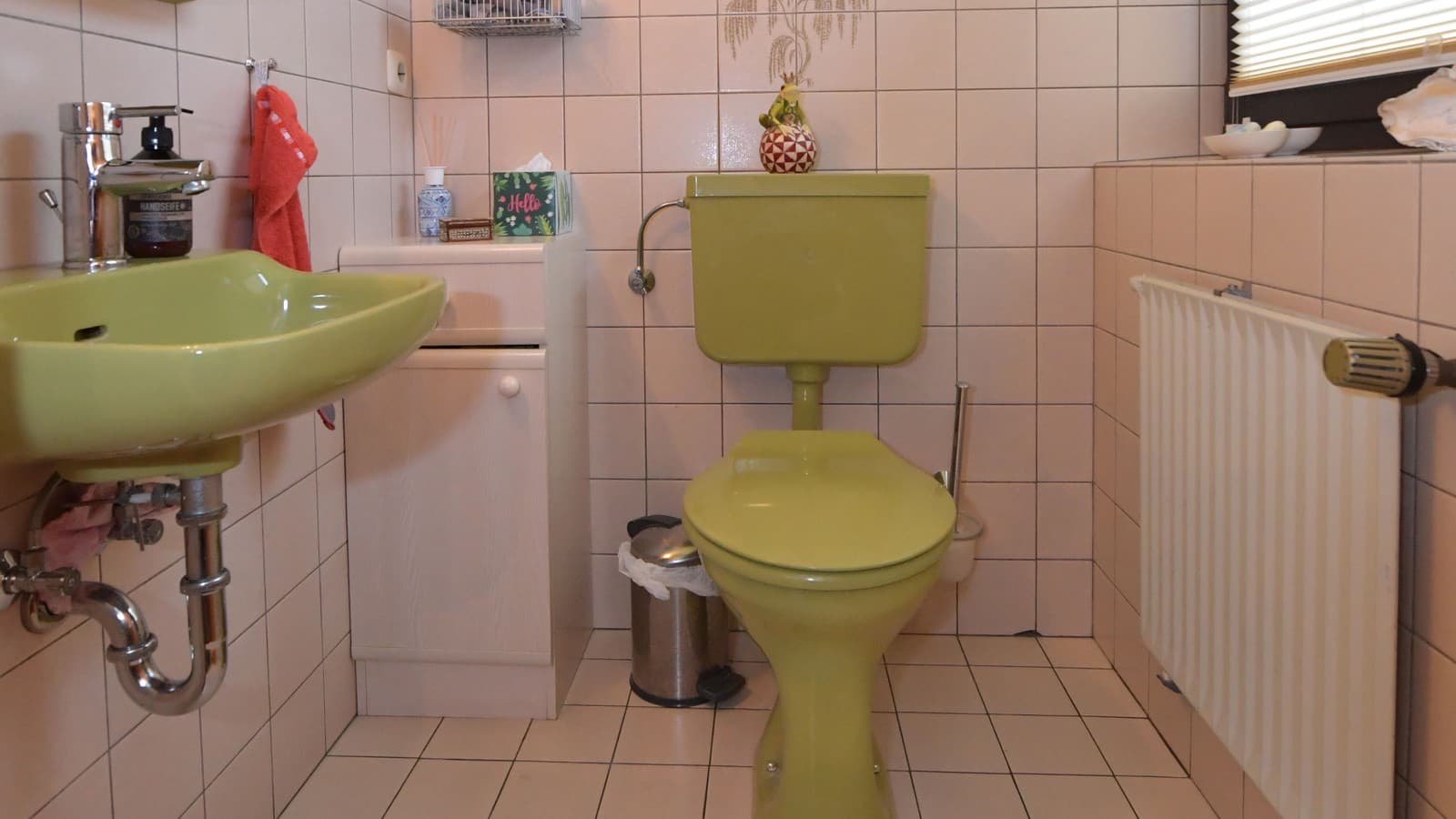 Gästebad der Familie Grewe aus den 1980er Jahren Gästebad der Familie Grewe aus den 1980er Jahren