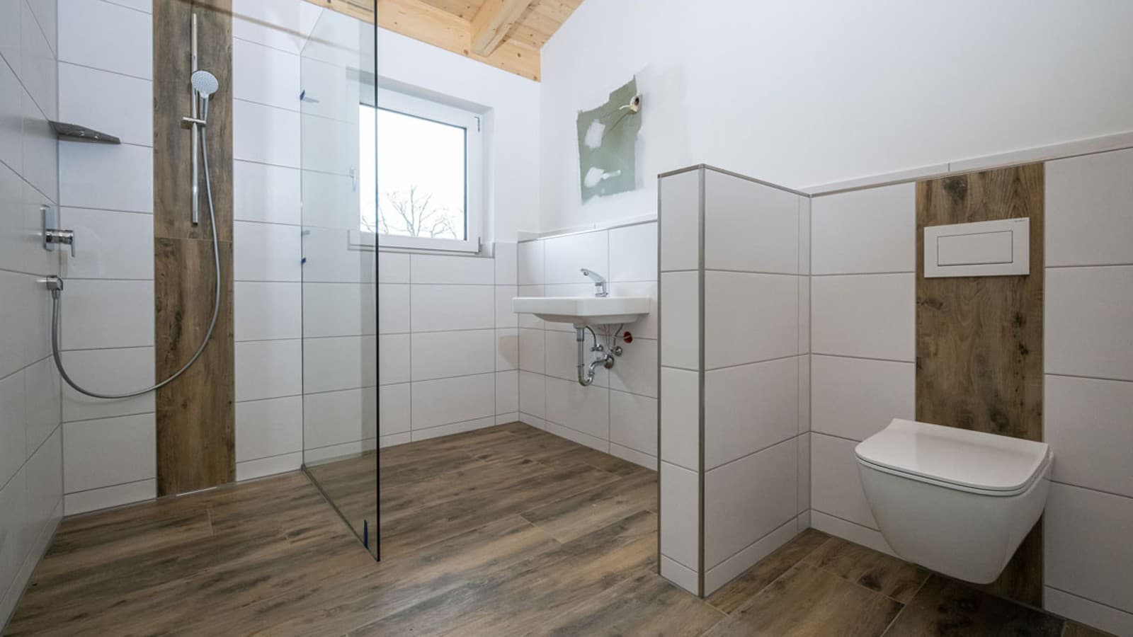 Mietbäder mit WCs der Serie Geberit Smyle Mietbäder mit WCs der Serie Geberit Smyle