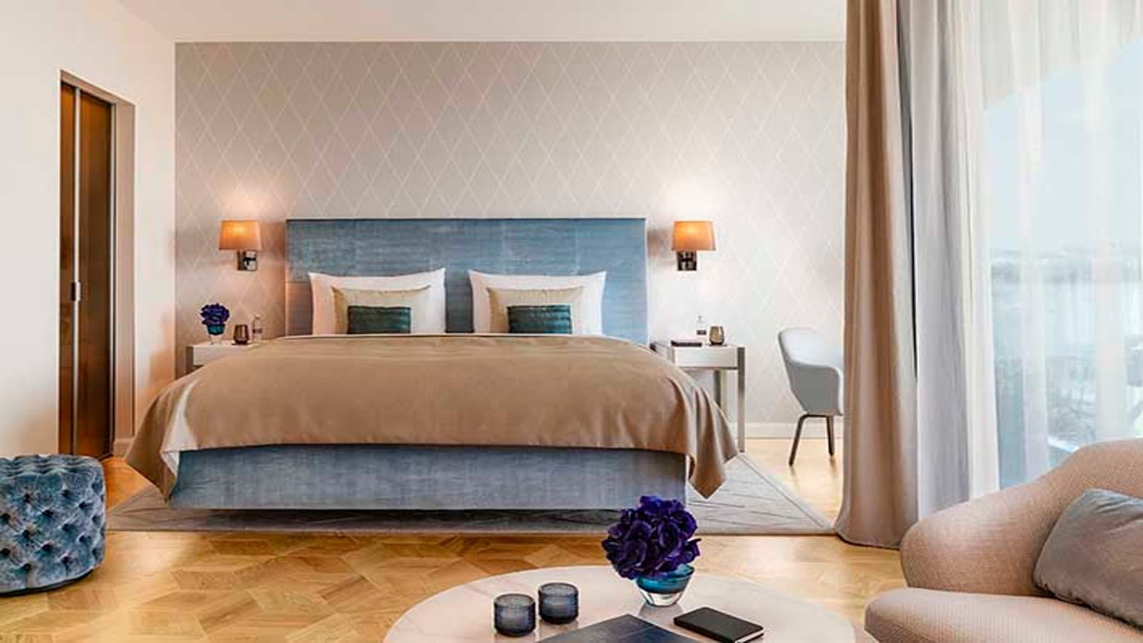 Hotelzimmer im Hotel The Fontenay, Hamburg; Foto: The Fontenay Hotelzimmer im Hotel The Fontenay, Hamburg; Foto: The Fontenay