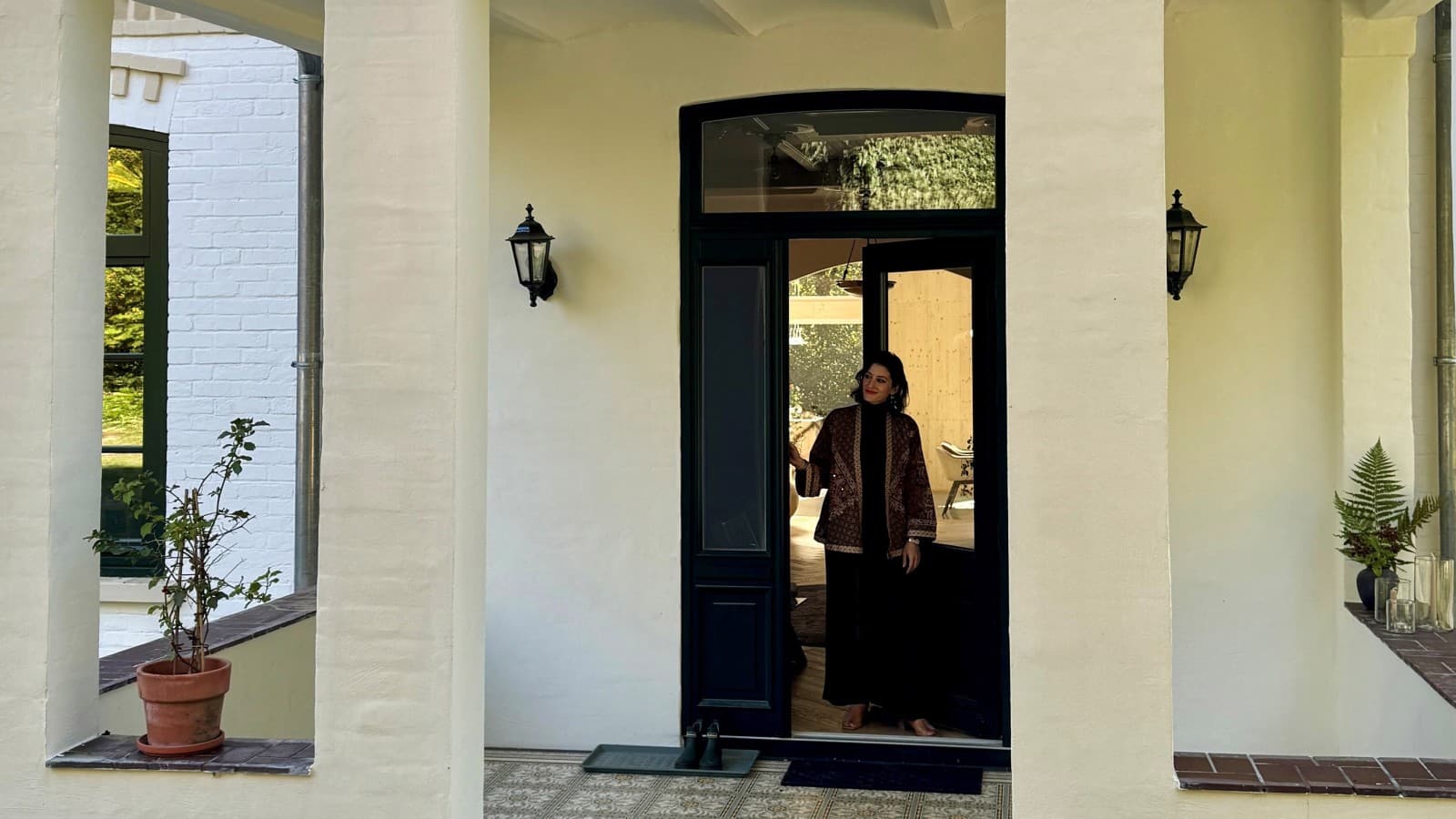 Hauseingang von Büsra Qadir. Hauseingang von Büsra Qadir.