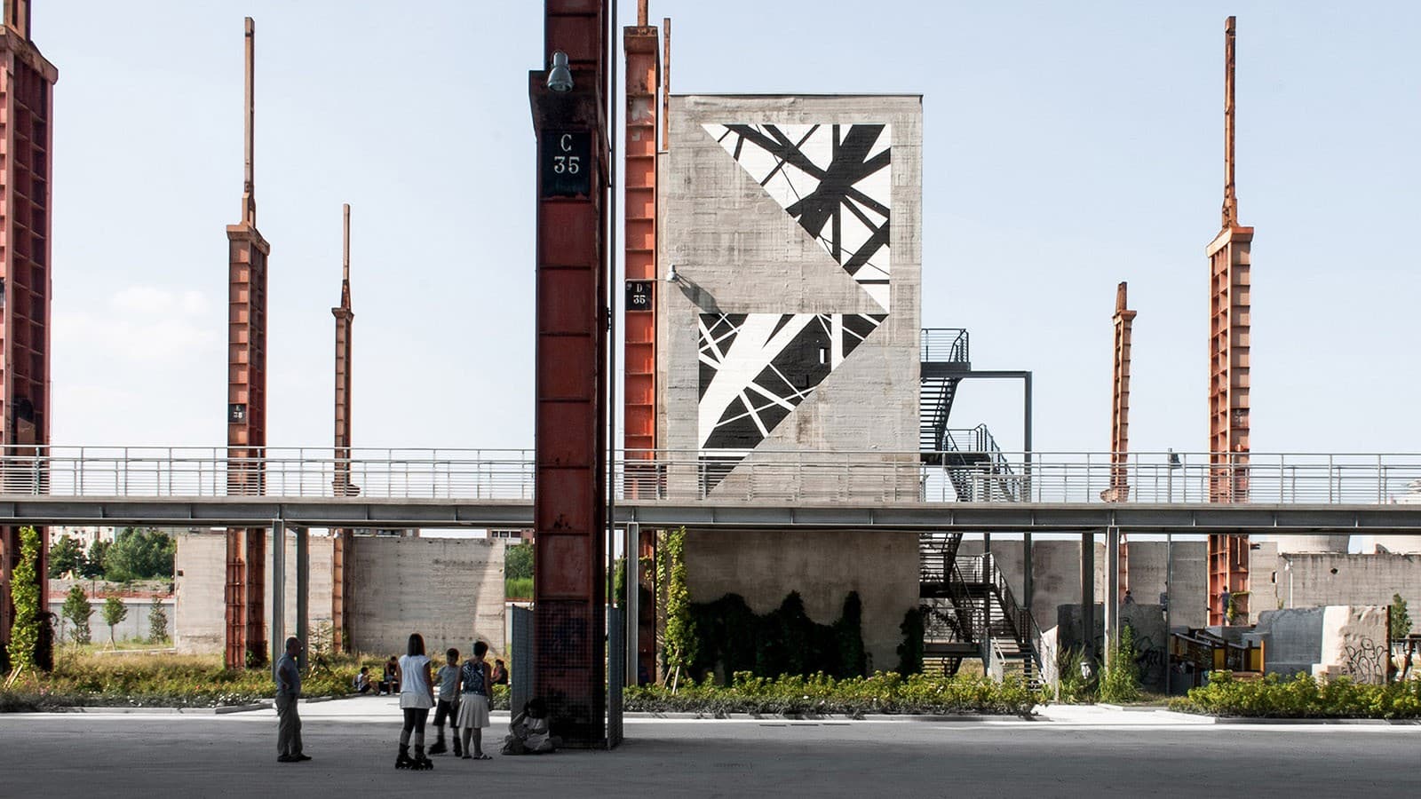 Mural von Graphic Surgery in Turin, Italien Mural von Graphic Surgery in Turin, Italien