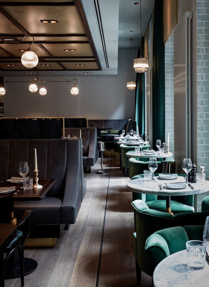 Architekten als Übersetzer großer Marken: Die Brasserie des Tortue ist erst zwei Jahre alt … Architekten als Übersetzer großer Marken: Die Brasserie des Tortue ist erst zwei Jahre alt …