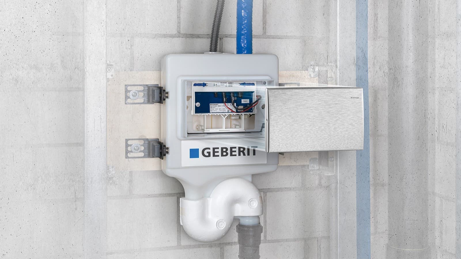 Eine am Ende der Steigleitung installierte Geberit HS30 Hygienespülung Eine am Ende der Steigleitung installierte Geberit HS30 Hygienespülung